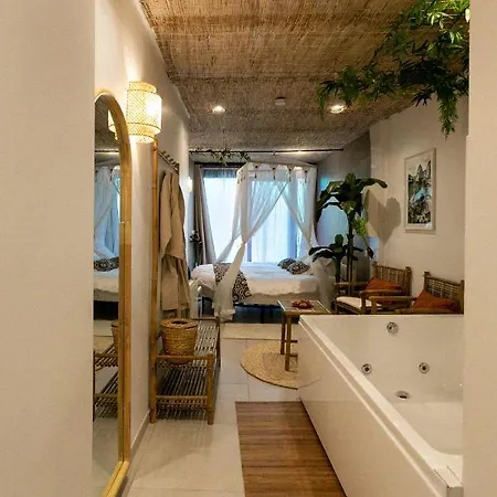 Bali Serenity Balneo Et Lit Rond Lagnieu Exterior photo