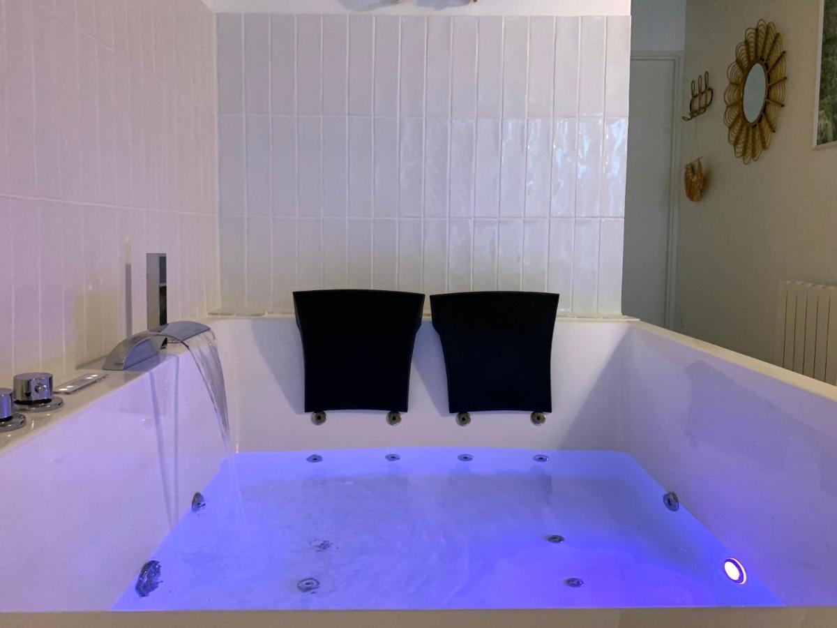 Bali Serenity Balneo Et Lit Rond * Lagnieu
